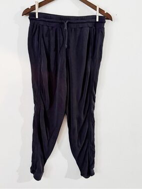 Free People Movement Black Elastic Drawstring Joggers medium